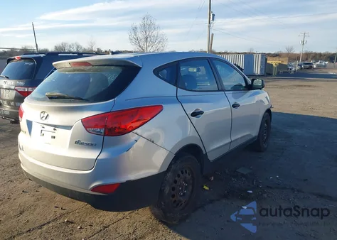 2011 Hyundai Tucson Gl z USA, uszkodzony, nr VIN KM8JT3AB0BU193142